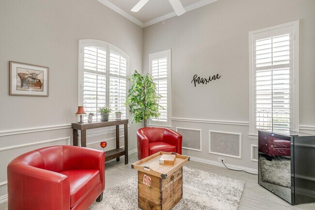 Building Photo - 709 Scenic Ranch Cir