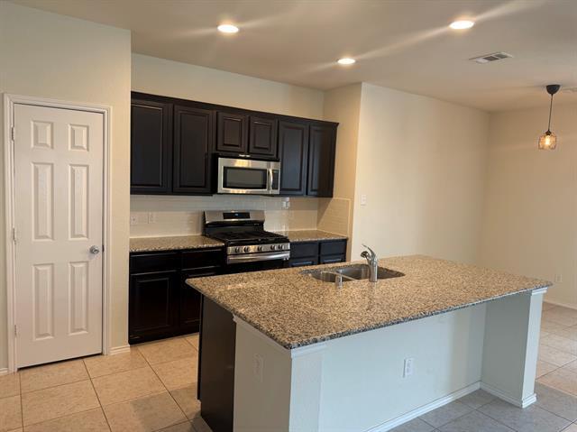 Building Photo - 1720 Whistler Dr