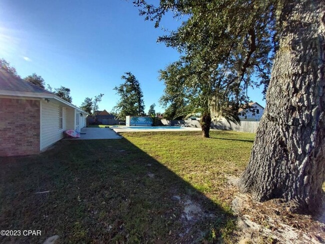 Building Photo - 5117 Bay Head Rd