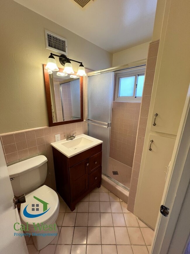 Building Photo - $4595 - Beautiful Single Family Home in Santa Clara