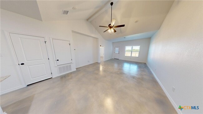 Building Photo - 905 Smoke Tree Ln