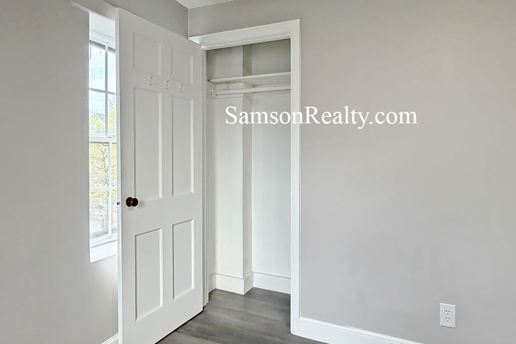 Building Photo - 41 Jenckes St