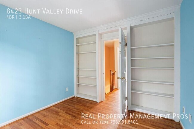 Building Photo - 8423 Hunt Valley Dr