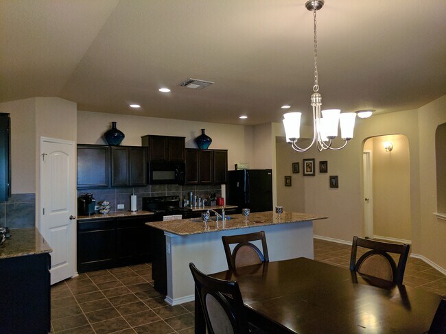 Building Photo - 9022 Addison Ridge