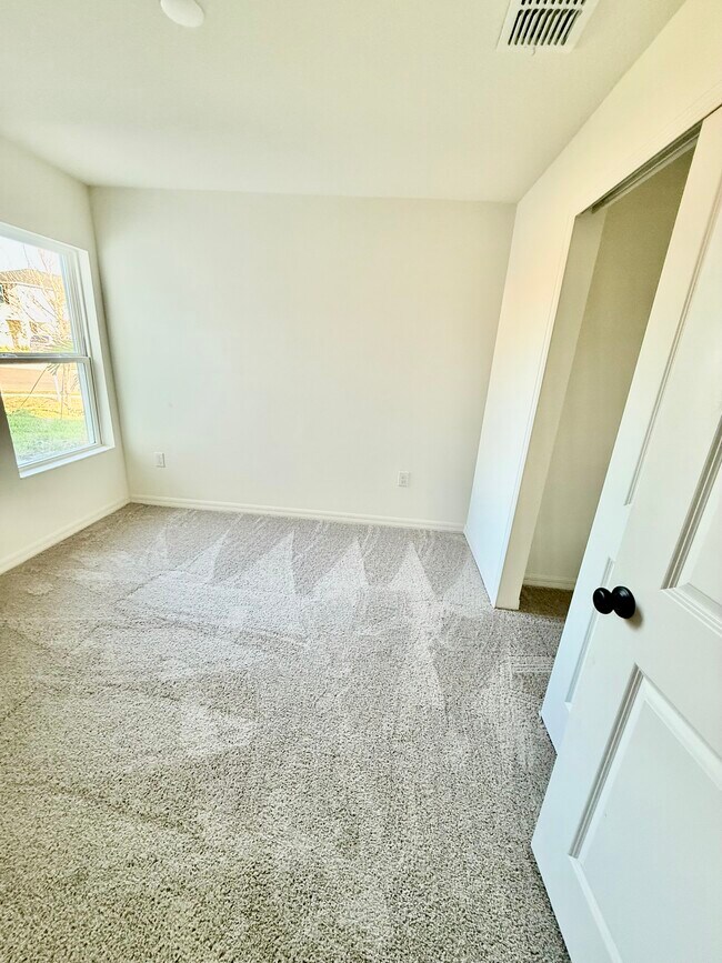 Building Photo - 10468 Wet Marsh Cv