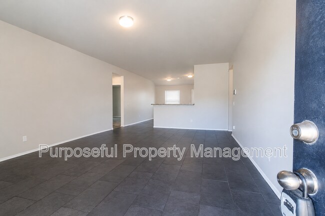 Building Photo - 1809 West Antler Way