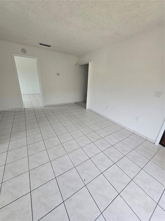 Building Photo - 15421 SW 80th St