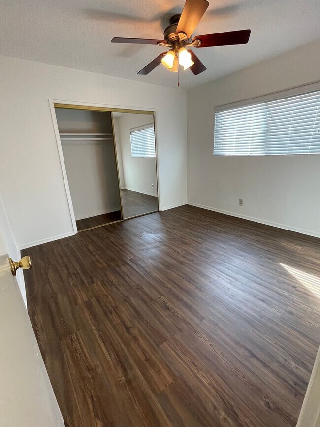 Building Photo - 501 S 7th St