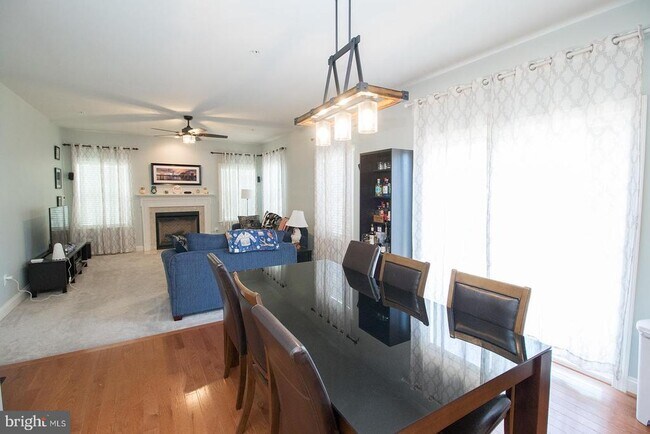 Building Photo - 24676 Broad Creek Dr
