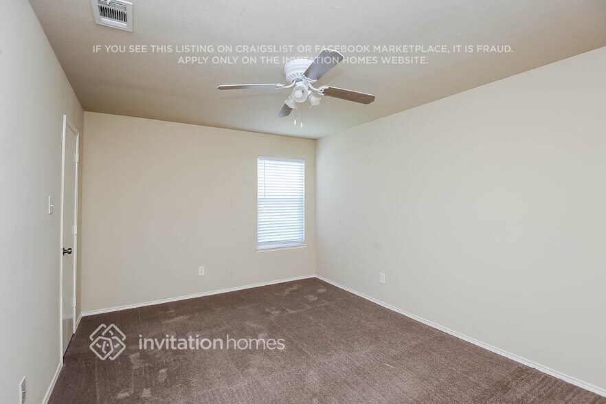 Building Photo - 5028 Raymond Dr