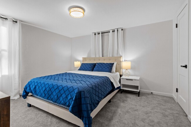 Building Photo - 914 Quincy St