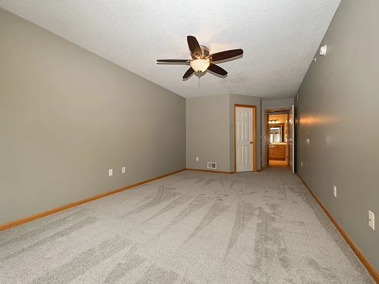 Building Photo - 770 Wisconsin Ave N