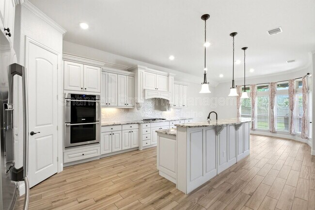Building Photo - 5818 Fairway Shores Ln