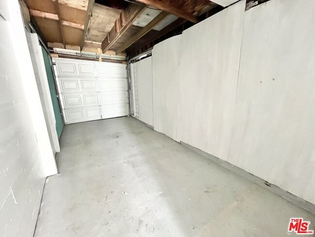 Building Photo - 1268 S Highland Ave