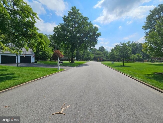 Building Photo - 4131 Fields Dr