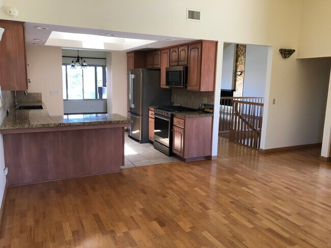 Building Photo - Community Pool | Updated Bathrooms