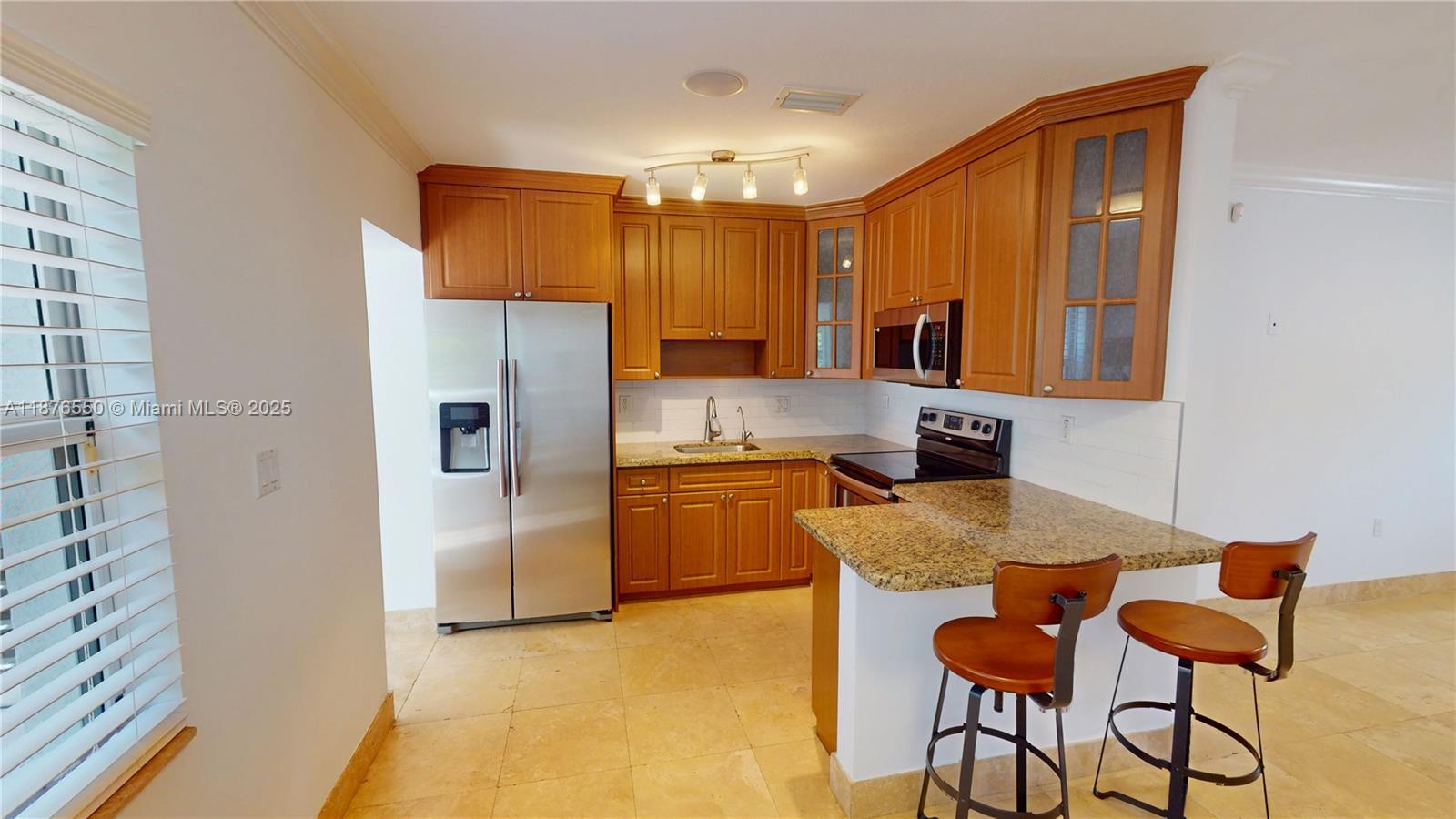 Building Photo - 7 Montilla Ave