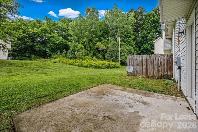Building Photo - 5194 Brooktree Dr
