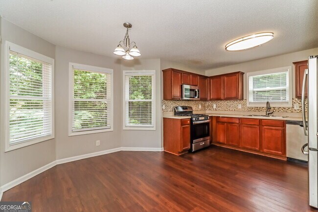 Building Photo - 218 Comet Ct