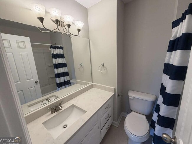 Building Photo - 2045 Fairways Ct