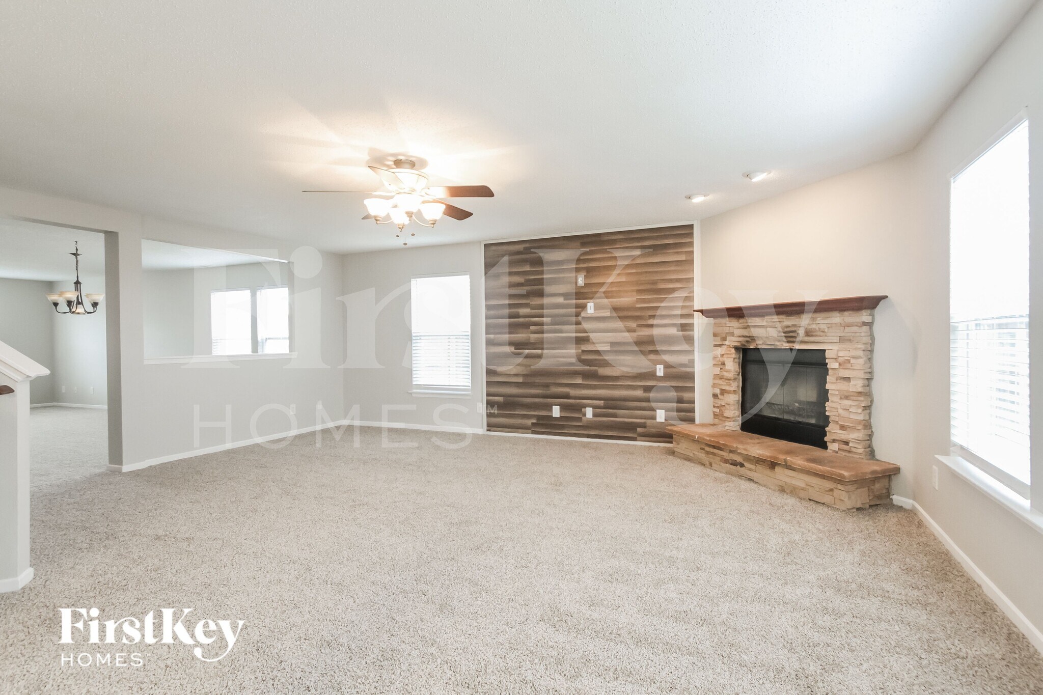 Building Photo - 1180 King Maple Dr