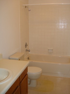 Building Photo - South Anchorage Beautiful two story 2bedroom
