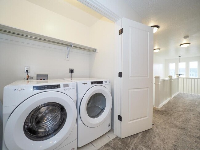 Building Photo - 3659 W 1650 N