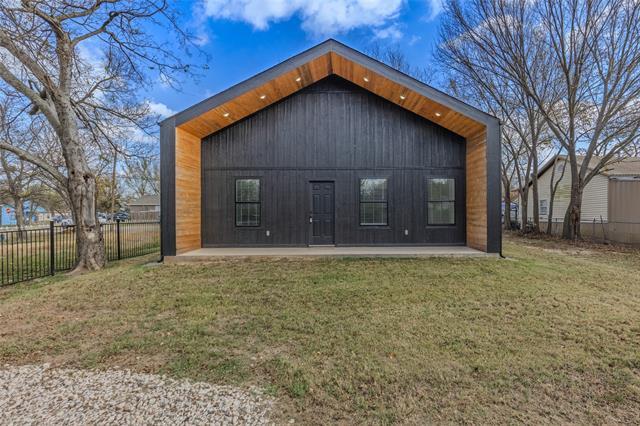 Building Photo - 1900 Rosemary