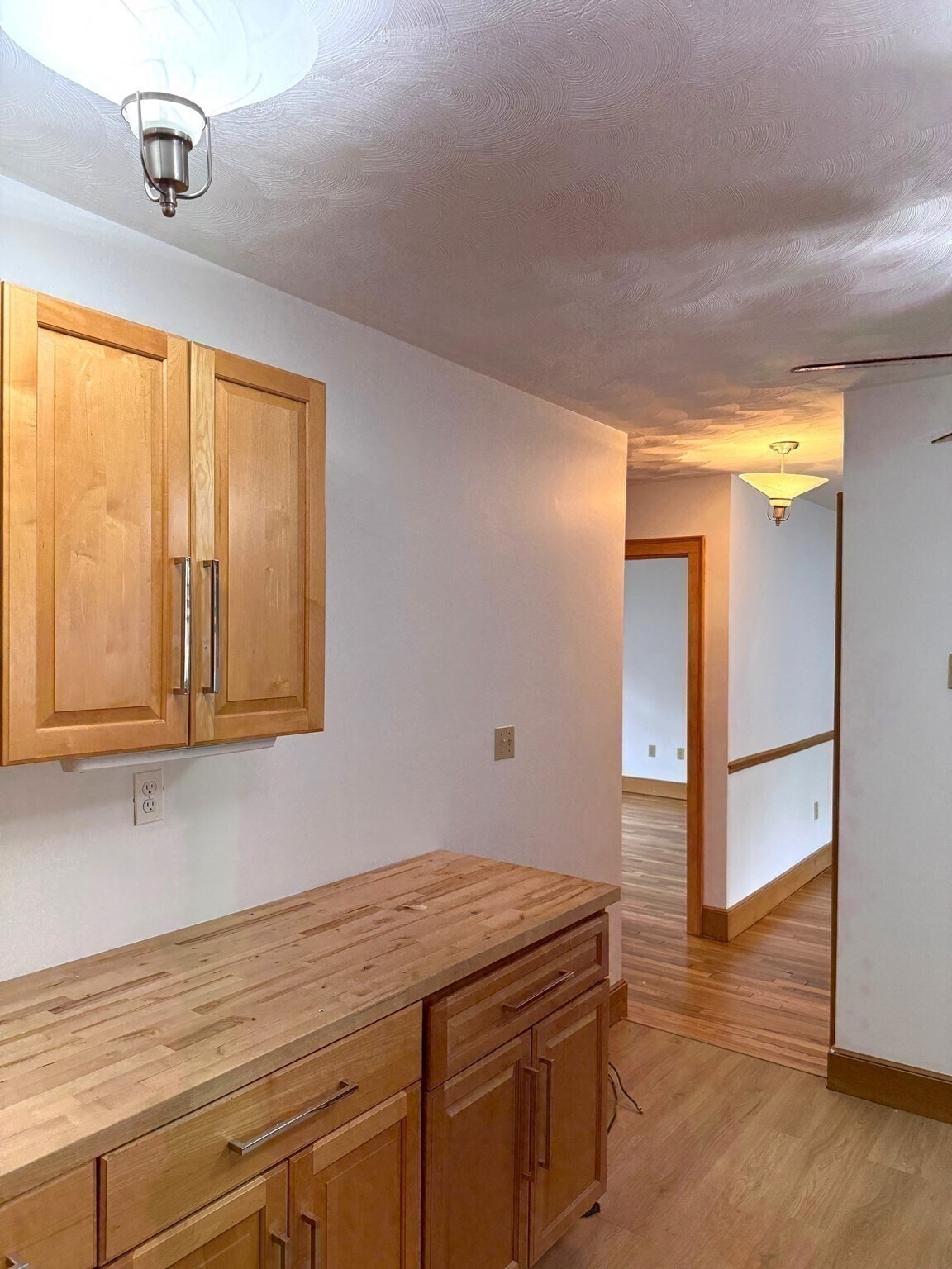 Building Photo - 23 Rendall Pl