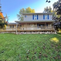 Building Photo - 15205 Wacousta Rd