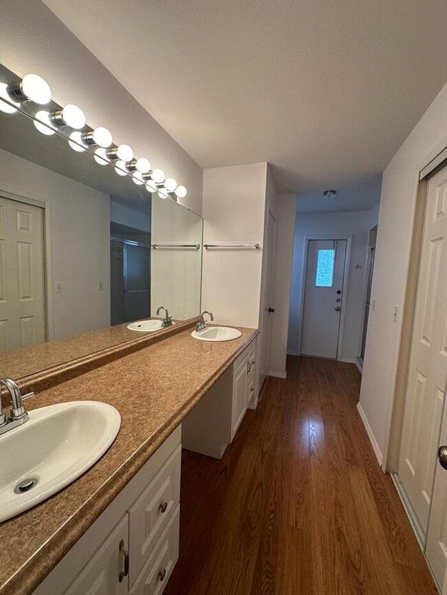 Building Photo - 1145 John Ridge Ct