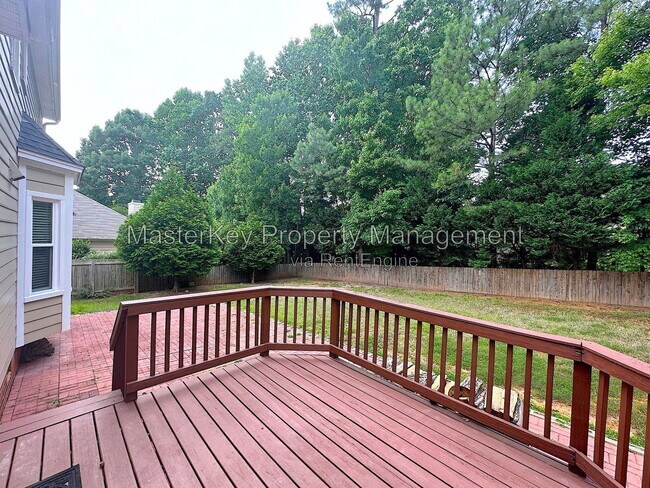 Building Photo - 701 Cricketfield Ln
