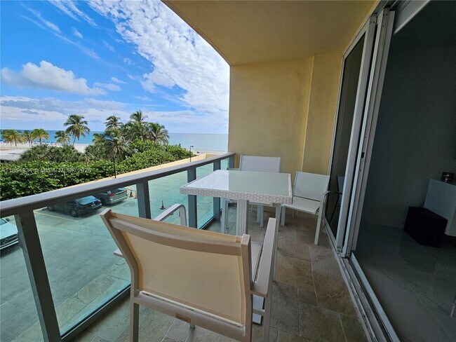 Building Photo - 2501 S Ocean Dr