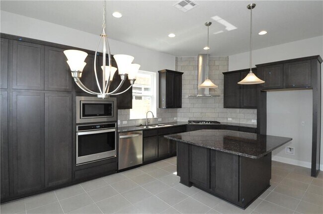 Building Photo - 3750 E Palm Valley Blvd