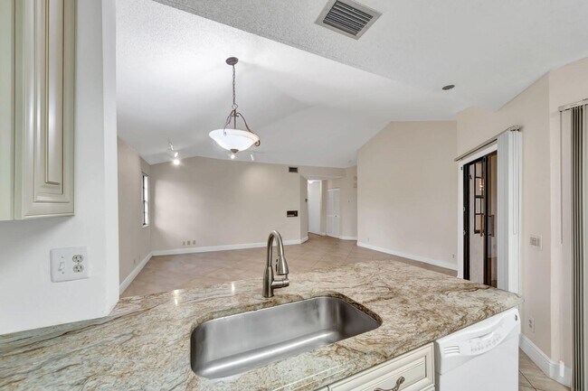 Building Photo - 6698 Montego Bay Blvd