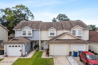Building Photo - 3519 Rain Forest Dr W