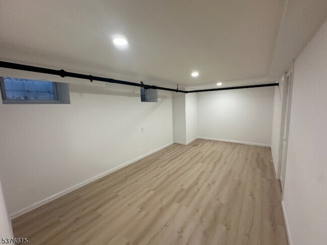 Building Photo - 12 Wetmore Ave