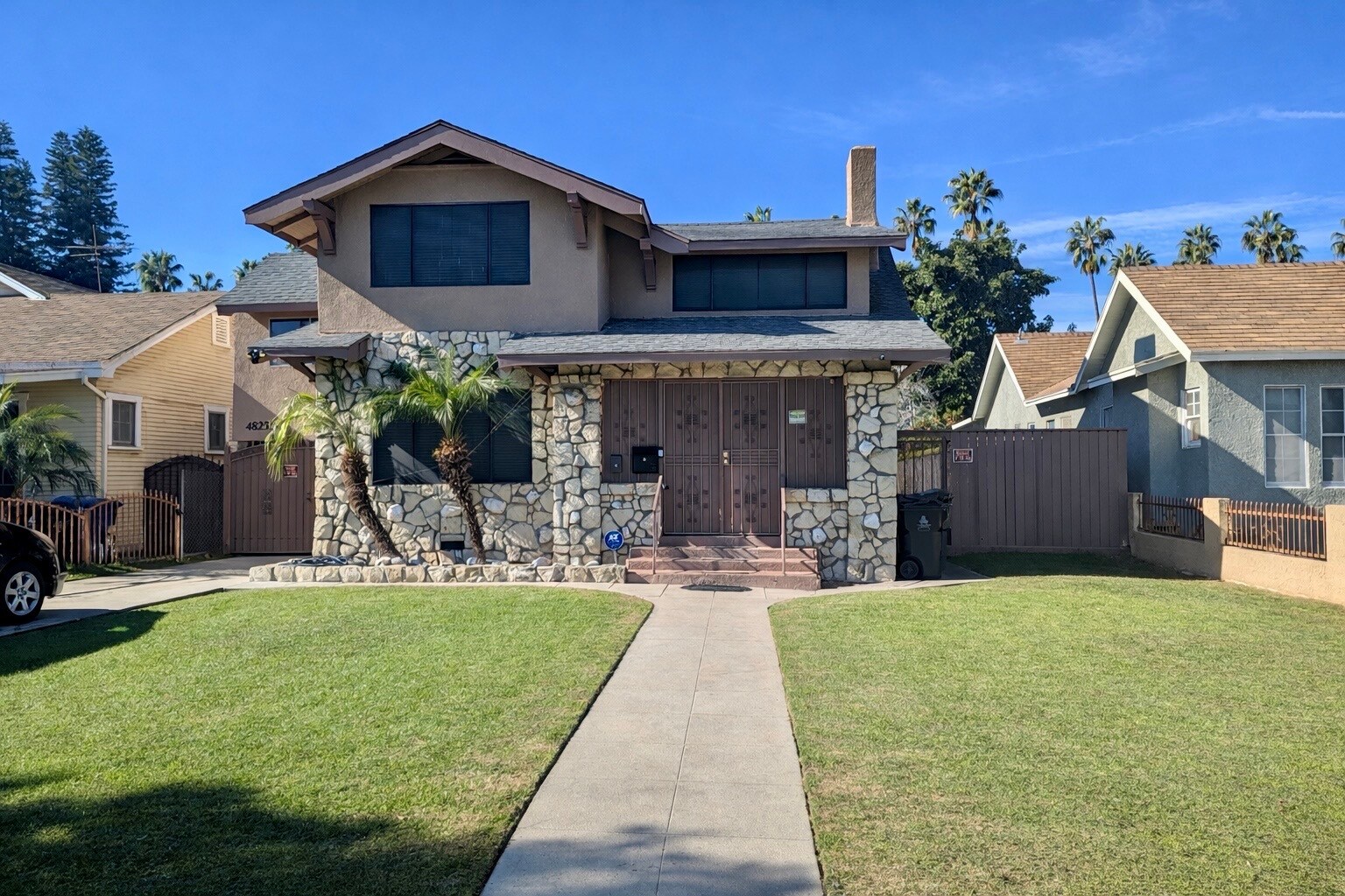 Front House - 4823 5th Ave