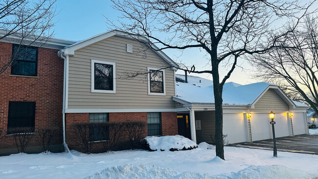 Primary Photo - 299 Pembridge Ln