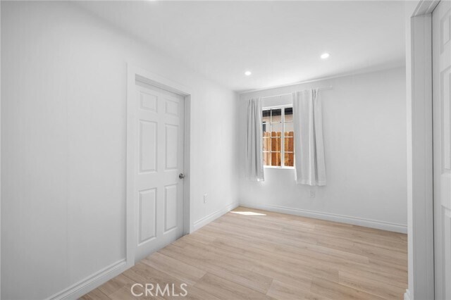 Building Photo - 10607 Whitegate Ave