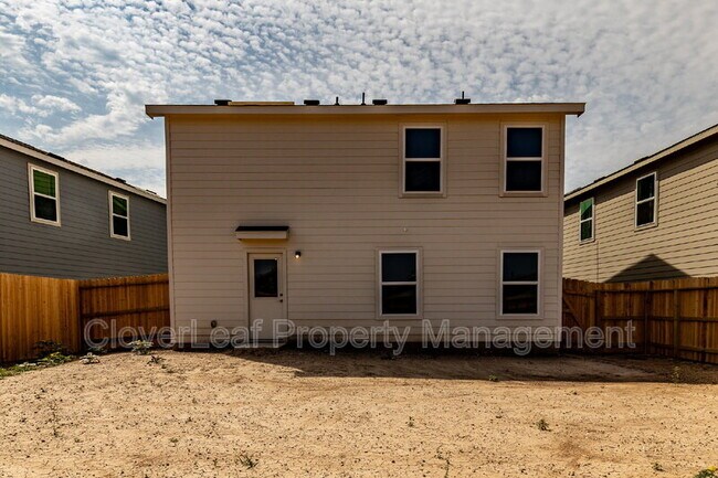 Building Photo - 1507 Middlecoff Ter
