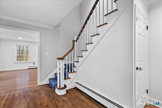 Building Photo - 116 Scarlet Oak Dr