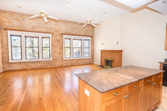 Building Photo - 3710 N Halsted St