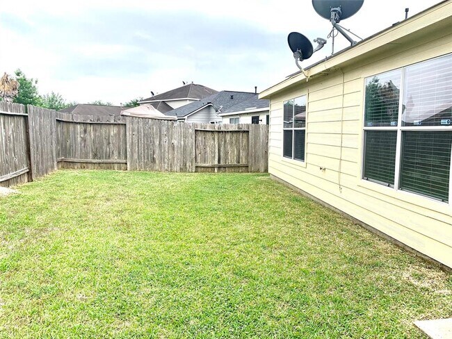 Building Photo - 18714 Desert Marigold Dr