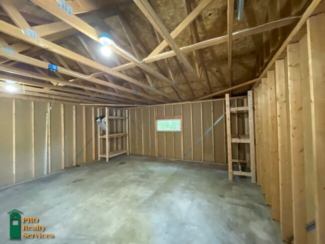 Building Photo - 2 Bedroom Home in Blaine