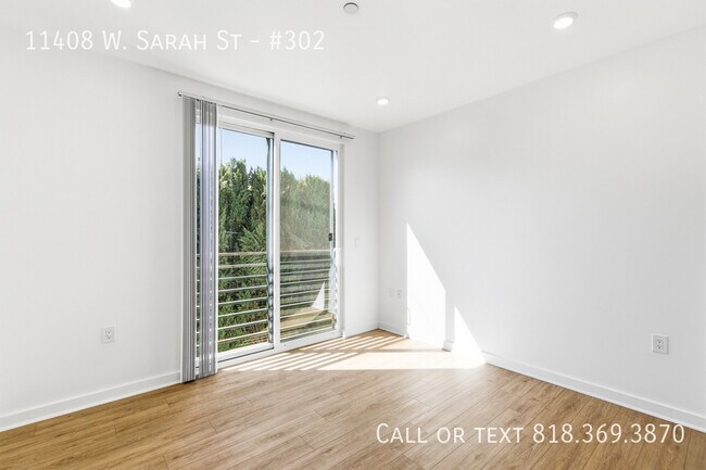 Building Photo - 11408 W Sarah St