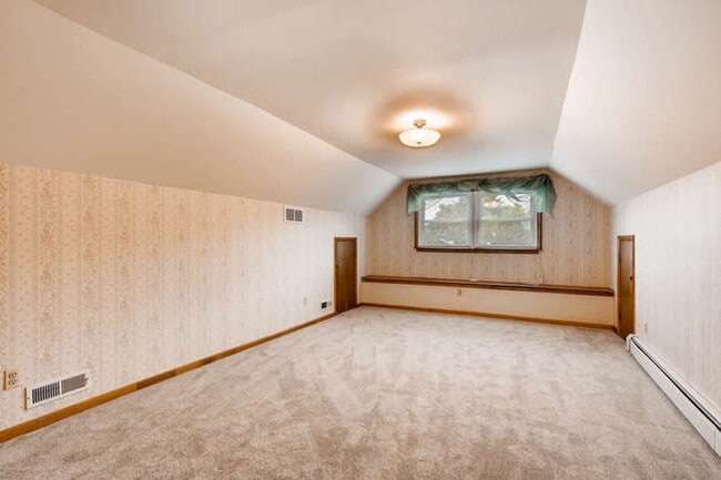 Building Photo - All Brick Rancher in Highly desired Bel Ai...
