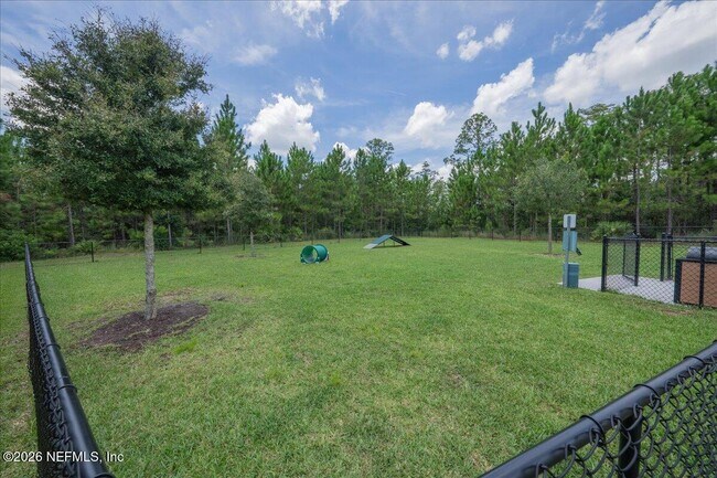 Building Photo - 10300 Silverbrook Trl