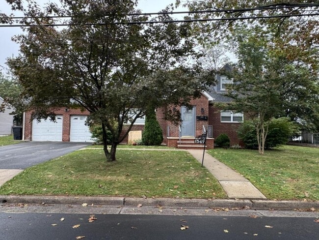 Building Photo - 1547 Lenox Pl