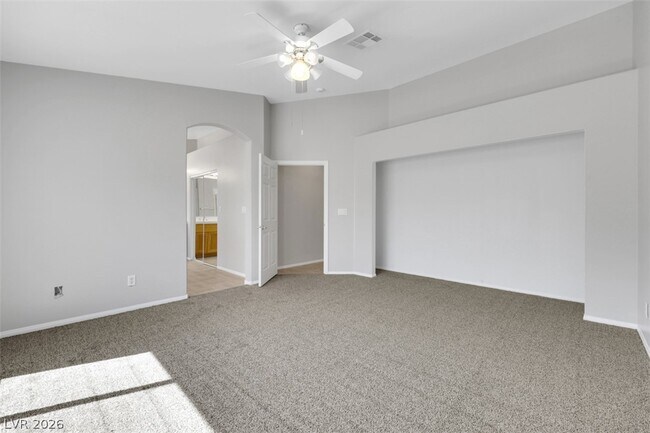 Building Photo - 8730 Wallaby Ln